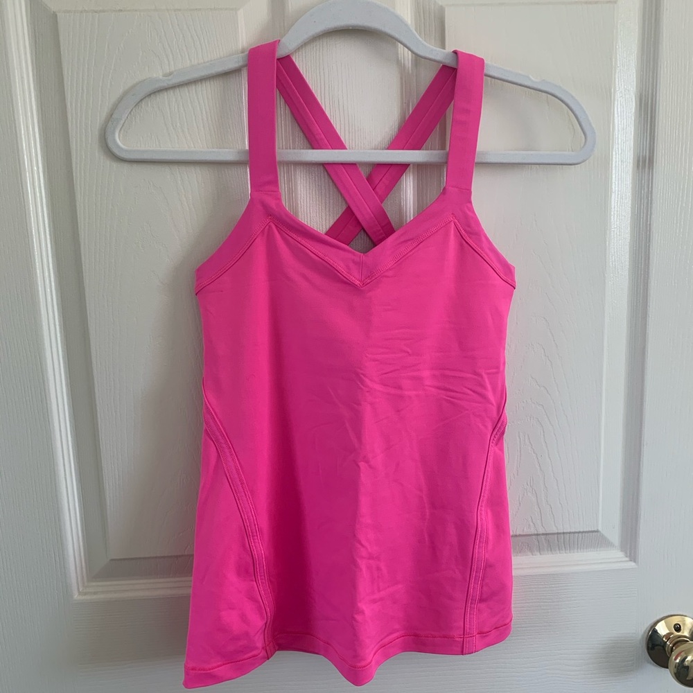 Lululemon pink tank